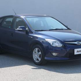 Fotka k inzerátu Hyundai i30 1.4CVVT, ČR, +sada kol / 18917071