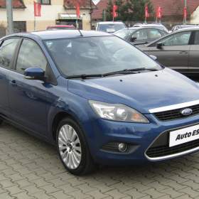 Fotka k inzerátu Ford Focus 1.8i, AC, výhřev sed. xenon / 18921243