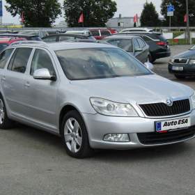 Fotka k inzerátu Škoda Octavia 1.6TDi, Elegance / 18930073