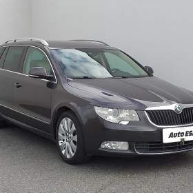 Fotka k inzerátu Škoda Superb 2.0 TDi, Elegance, DSG, kůže / 18938474