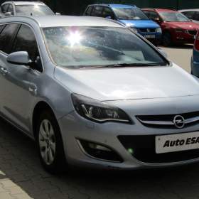 Fotka k inzerátu Opel Astra 2.0CDTi, ČR, Bixen, TZ / 18948046