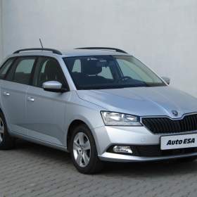 Fotka k inzerátu Škoda Fabia 1.0 TSi, 2. maj,ČR, AC / 18954300