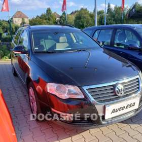 Fotka k inzerátu Volkswagen Passat 1.9TDI, aut. klima / 18954308