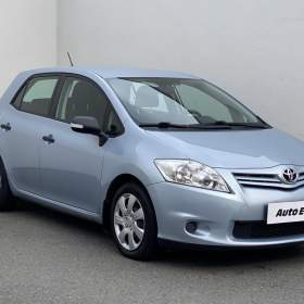 Fotka k inzerátu Toyota Auris 1.3 i, 2. maj,ČR, AC, TZ / 18957357