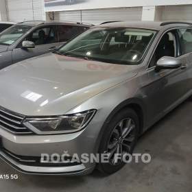 Fotka k inzerátu Volkswagen Passat 2.0 TDi, STK09/2026 / 18973134