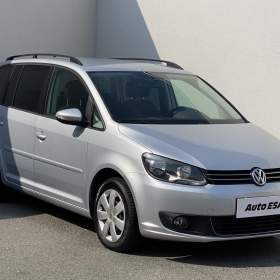 Fotka k inzerátu Volkswagen Touran 1.6 TDi, Comfortline / 18976101