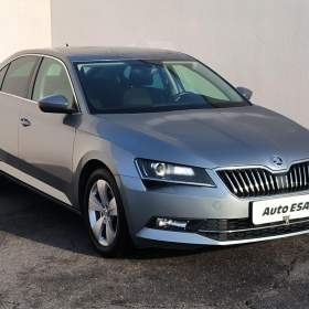 Fotka k inzerátu Škoda Superb 2.0TDi, 2. maj,ČR, DSG, park / 18976184