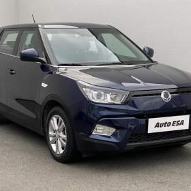 Fotka k inzerátu SsangYong Tivoli 1.6 E- XDi 4x4, Navi / 18978242