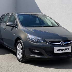 Fotka k inzerátu Opel Astra 1.6 CDTi, + kola / 18995586