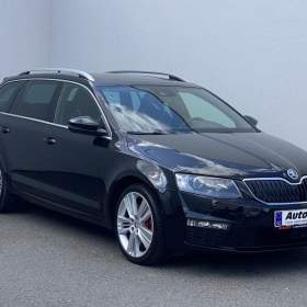 Fotka k inzerátu Škoda Octavia 2.0 TDi, RS, DSG, kůže, +ALU / 18995729