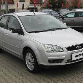 Fotka k inzerátu Ford Focus 1.8i, Ghia / 19000053