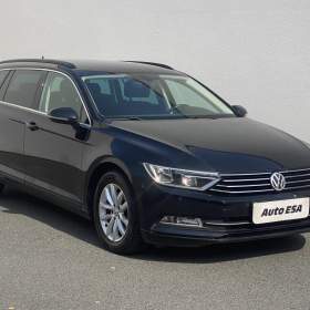 Fotka k inzerátu Volkswagen Passat 2.0 TDi, Comfortline / 19000359