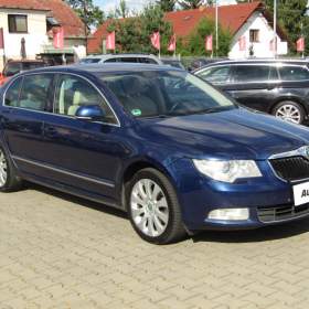 Fotka k inzerátu Škoda Superb 2.0 TDi, DSG, xenon, navi / 19000770