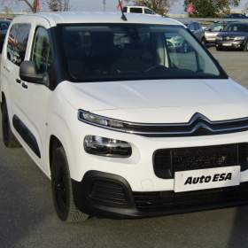 Fotka k inzerátu Citroën Berlingo 1.2T MAXi, 1. maj,ČR, +servis / 19004395