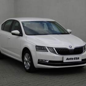 Fotka k inzerátu Škoda Octavia 1.6 TDi, ČR, Style, navi, LED / 19004418