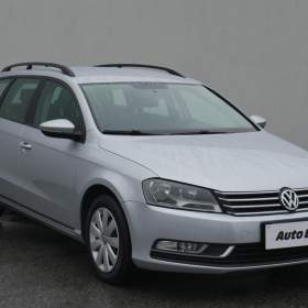 Fotka k inzerátu Volkswagen Passat 1.4TSi, Navi, AC, tempo / 19004991