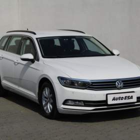 Fotka k inzerátu Volkswagen Passat 2.0TDi, DSG, TZ, výhřev sed / 19007355