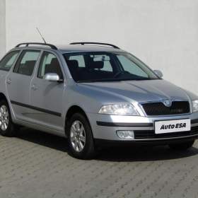 Fotka k inzerátu Škoda Octavia 2.0 TDi, Ambiente, TZ / 19009062