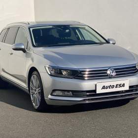 Fotka k inzerátu Volkswagen Passat 2.0 TDi, Highline, LED, navi / 19010154