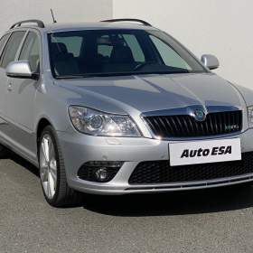 Fotka k inzerátu Škoda Octavia 2.0 TDi, RS, xenon / 19010481