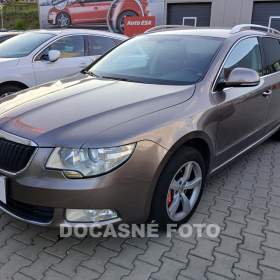 Fotka k inzerátu Škoda Superb 2.0TDI, AT, park. senzor / 19013288