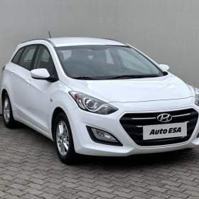 Fotka k inzerátu Hyundai i30 1.6 i, 1. maj,ČR, AC, temp. / 19014547