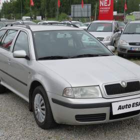 Fotka k inzerátu Škoda Octavia 1.6i, AC / 19014627