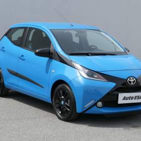 Fotka k inzerátu Toyota Aygo 1.0i, 1. maj,ČR, AC, tempo / 19016164