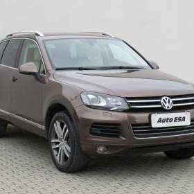 Fotka k inzerátu Volkswagen Touareg 4.2TDi 4x4, AT, bixen / 19018312