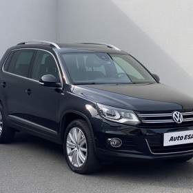 Fotka k inzerátu Volkswagen Tiguan 2.0 TDi 4X4, Life, DSG / 19025614