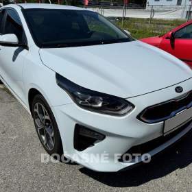 Fotka k inzerátu Kia Ceed 1.4 T, 1. maj,ČR, AT, park / 19028459