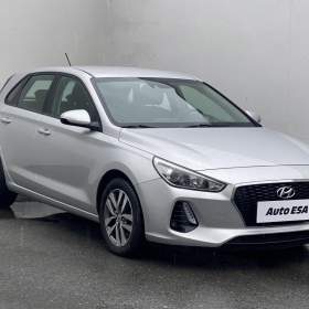 Fotka k inzerátu Hyundai i30 1.6 CRDi, AC, tempo, kamera / 19034128