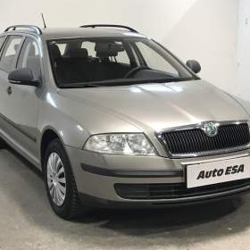 Fotka k inzerátu Škoda Octavia 1.6 MPi, ČR, Tour / 19034147