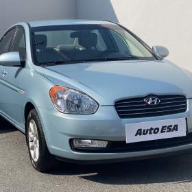 Fotka k inzerátu Hyundai Accent 1.5 CRDi, 1. maj, AC, zámek / 19035163