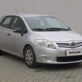 Fotka k inzerátu Toyota Auris 1.4 D- 4D, AC / 19037631