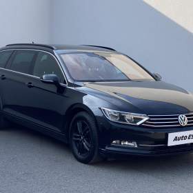 Fotka k inzerátu Volkswagen Passat 2.0 TDi, Comfortline, DSG / 19041699