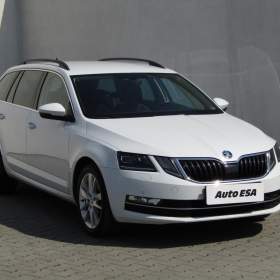 Fotka k inzerátu Škoda Octavia 2.0 TDi 4x4, ČR, LED, navi / 19042779