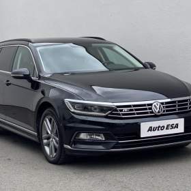 Fotka k inzerátu Volkswagen Passat 1.6 TDi, DSG, LED, navi / 19044524