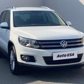 Fotka k inzerátu Volkswagen Tiguan 1.4TSi, CUP, park. čidla / 19044896