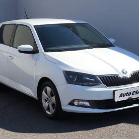 Fotka k inzerátu Škoda Fabia 1.4 TDi, Style, DSG / 19046929