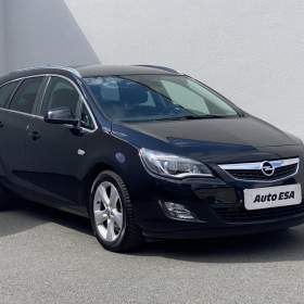 Fotka k inzerátu Opel Astra 1.4 T, Sport, bixen, navi / 19049114