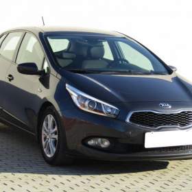 Fotka k inzerátu Kia Ceed 1.6 CRDi, park. senzor / 19053419