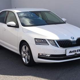 Fotka k inzerátu Škoda Octavia 1.6TDi, Style, LED, navi / 19057993