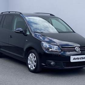 Fotka k inzerátu Volkswagen Touran 1.6 TDi, Match, navi, +kola / 19058014