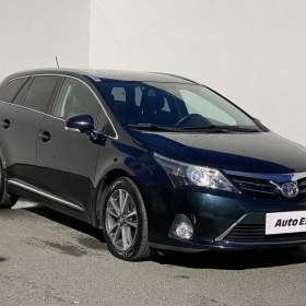 Fotka k inzerátu Toyota Avensis 2.2 D- 4D, Navi, kamera / 19067152