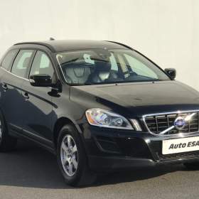 Fotka k inzerátu Volvo XC60 2.4 D5 4x4, Xenon, kůže / 19067846