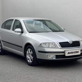 Fotka k inzerátu Škoda Octavia 1.6 MPi, Ambiente, AC, zámek / 19072265