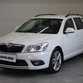 Fotka k inzerátu Škoda Octavia 2.0 TDi, Xenon, TZ, park / 19074155