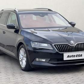 Fotka k inzerátu Škoda Superb 2.0TDi 4x4, DSG, xenon / 19077534