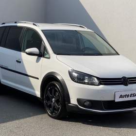 Fotka k inzerátu Volkswagen Touran 1.4 TSi, CROSS, DSG, bixen, / 19082867